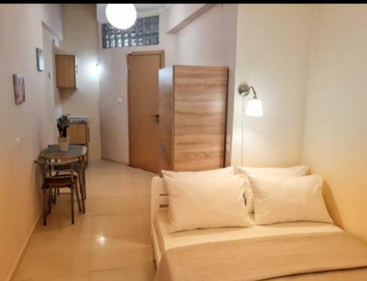 Konstantina'S Studio Near The Beach Chania  Exterior foto